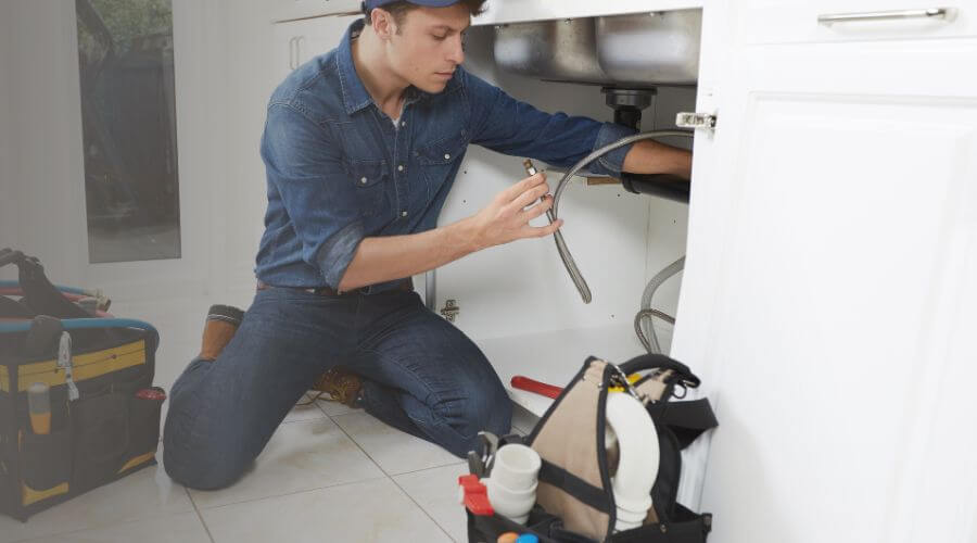 Expert burst pipe repair services in Burbank, CA